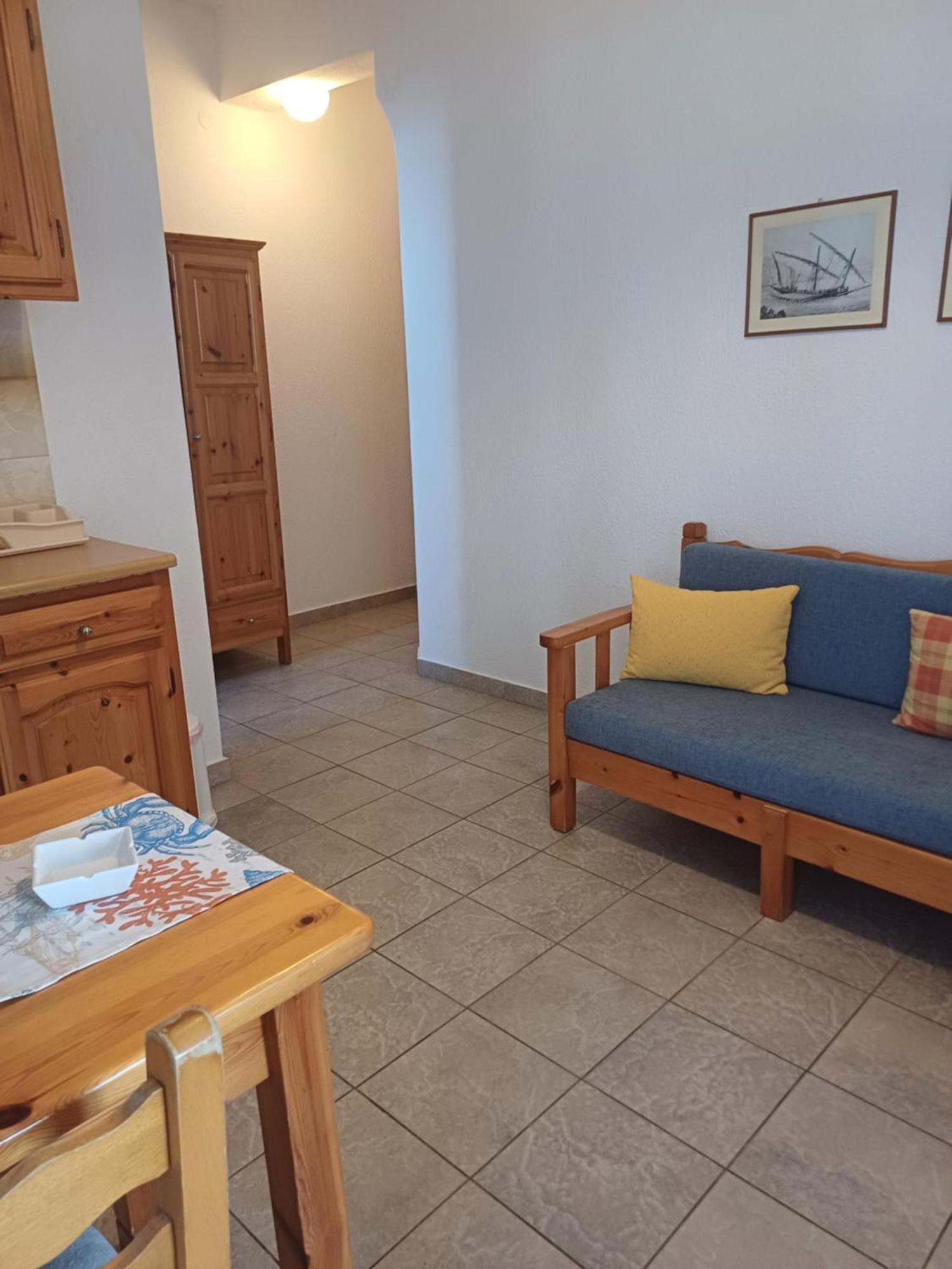 Nikolaos Studios Apartments Città di Skopelos Esterno foto